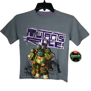 TMNT Classic Graphic Short Sleeves T-Shirt 5/6 NEW